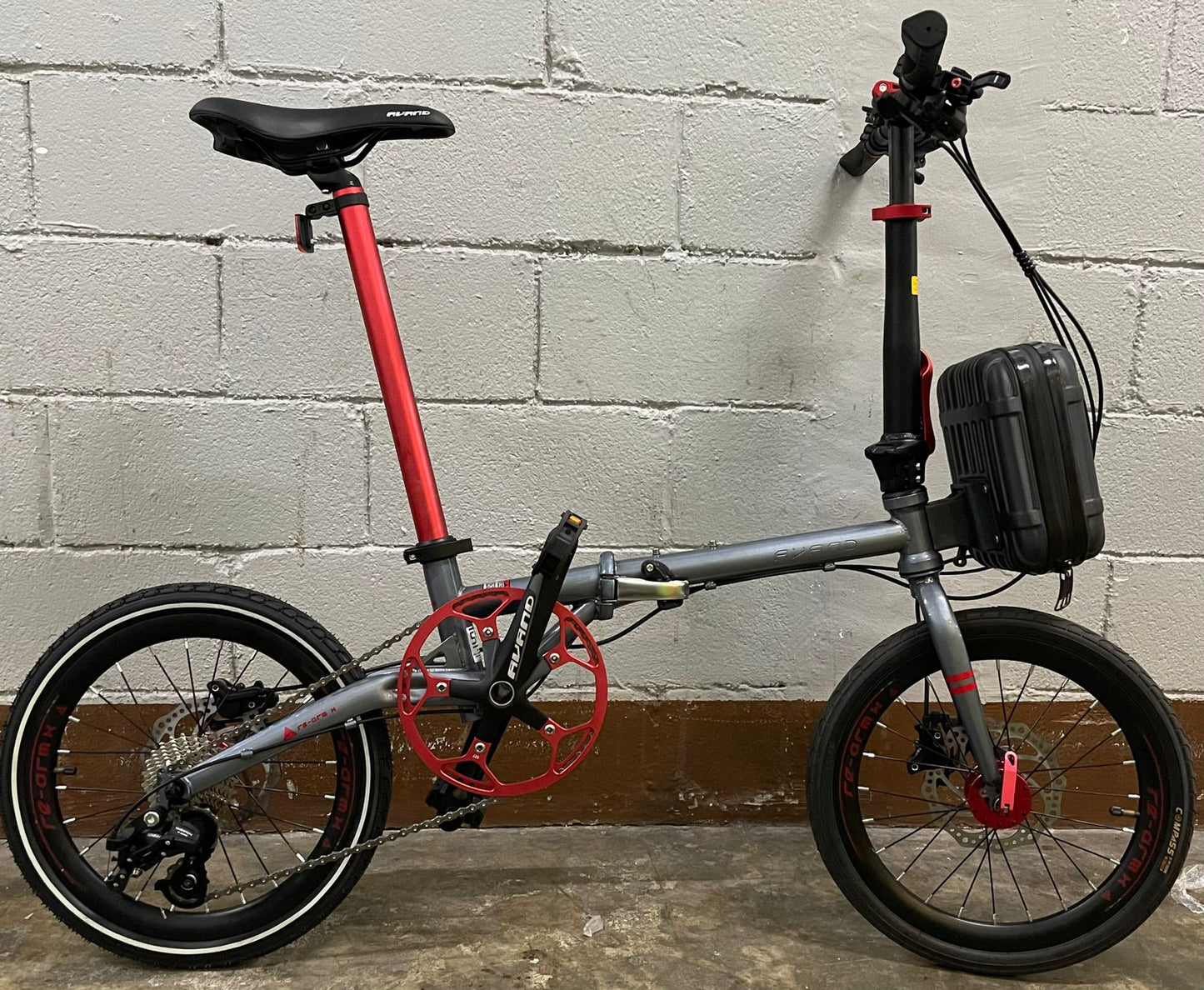 Avand Re-Arm X 16" GREY/RED