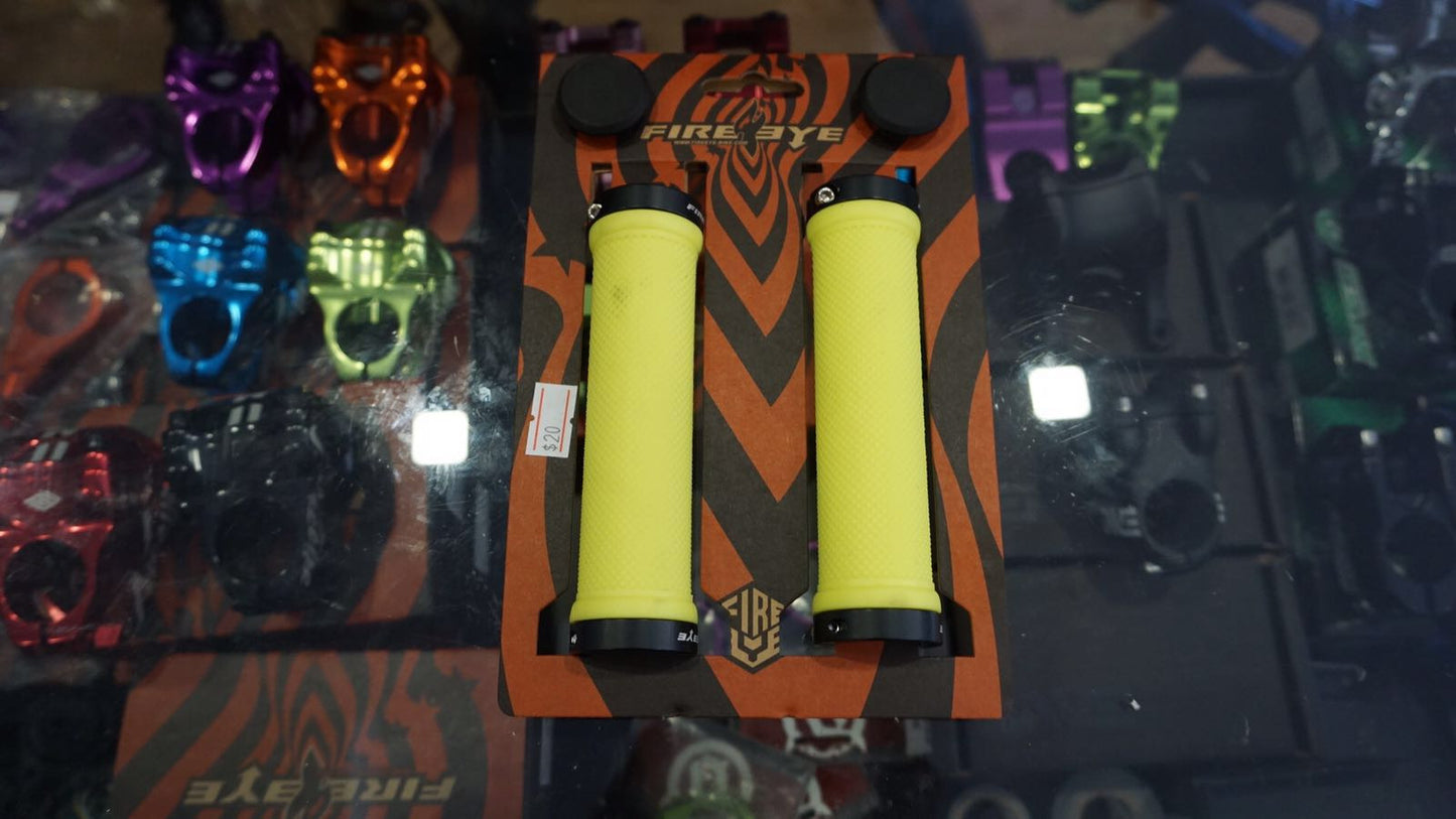 FireEye Goosebumps-R Grips - Bike technics